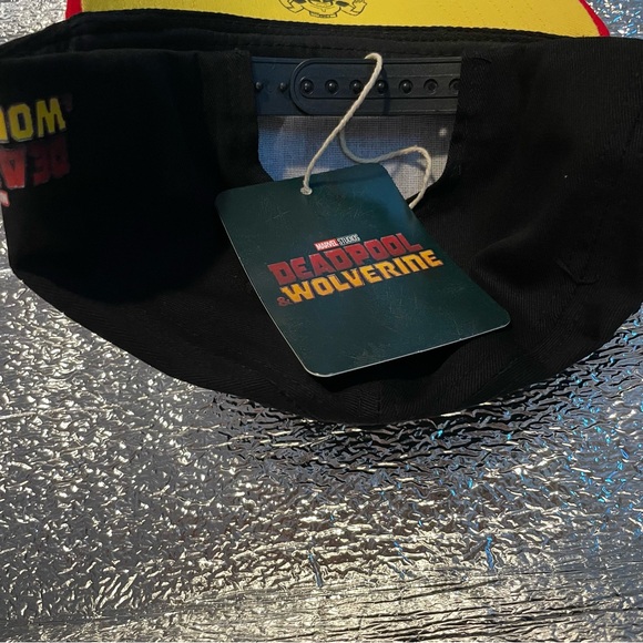 New Deadpool & Wolverine Baseball Cap - Picture 6 of 9